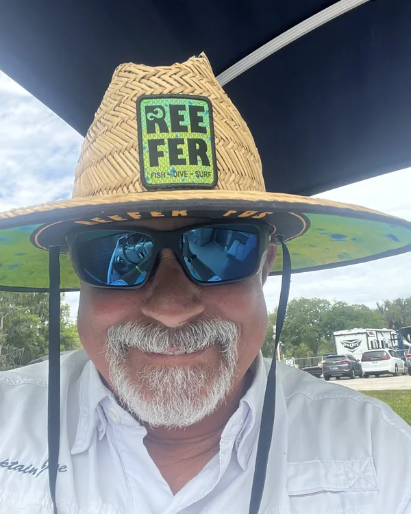 Captain Joe, an experienced freelance captain available for bareboat pontoon rentals out of Gulfport, Florida